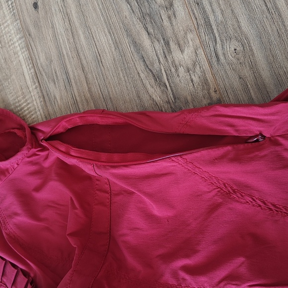 EUC Red Ruffle Blouse - Picture 6 of 7